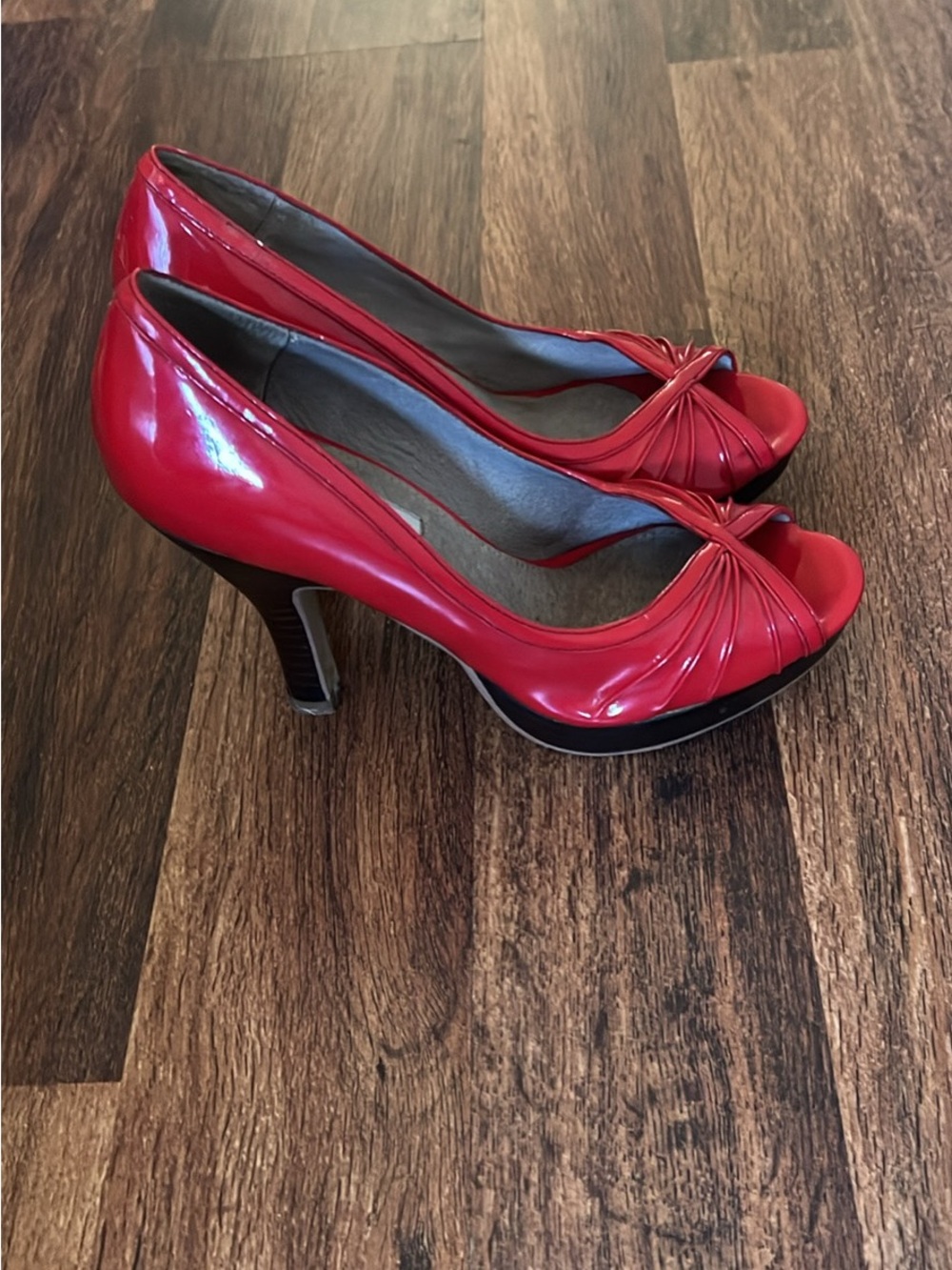 Steve Madden Red Peep-Toe Knot Detail High Heels for Women